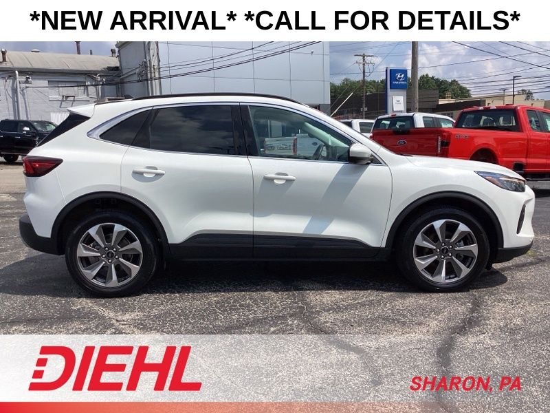 Used 2024 Ford Escape SUV