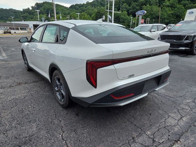 New 2026 Kia K4 Sedan