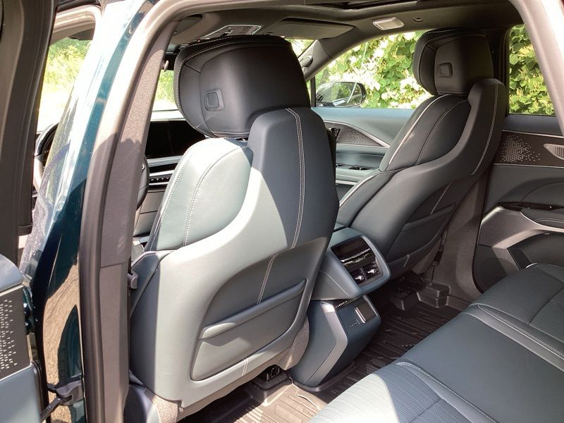 New 2026 Cadillac LYRIQ SUV