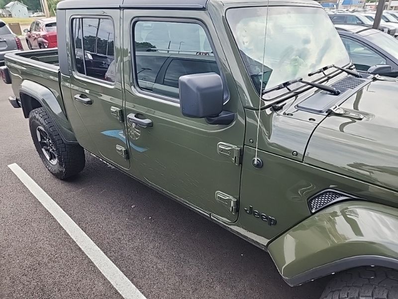 Used 2022 Jeep Gladiator Truck