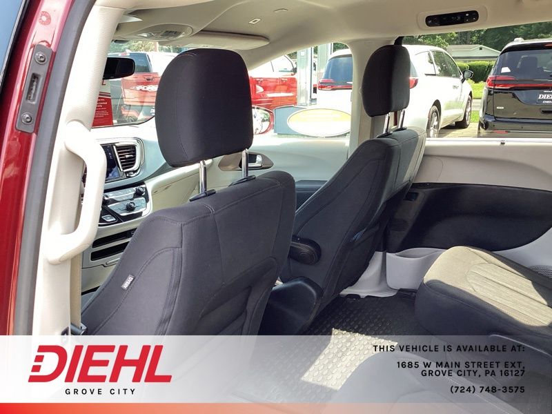Used 2019 Chrysler Pacifica Van
