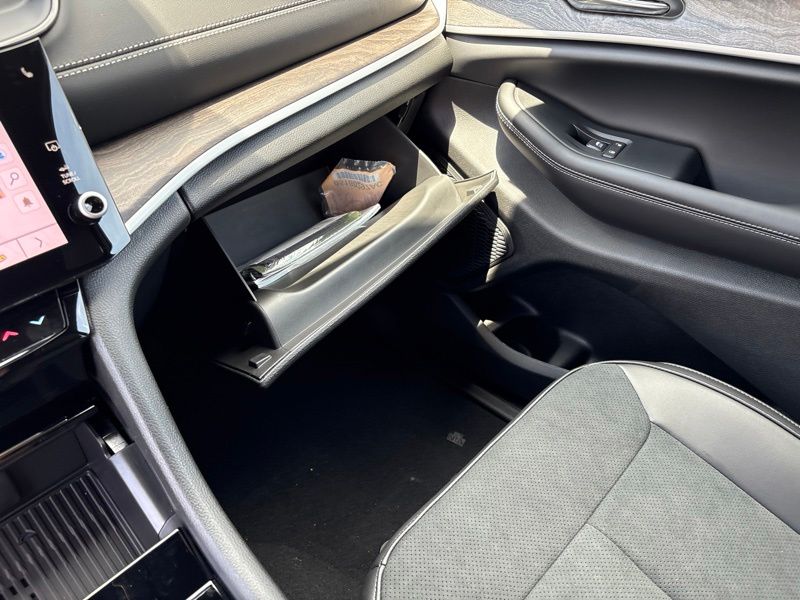 New 2026 Jeep Grand Cherokee SUV