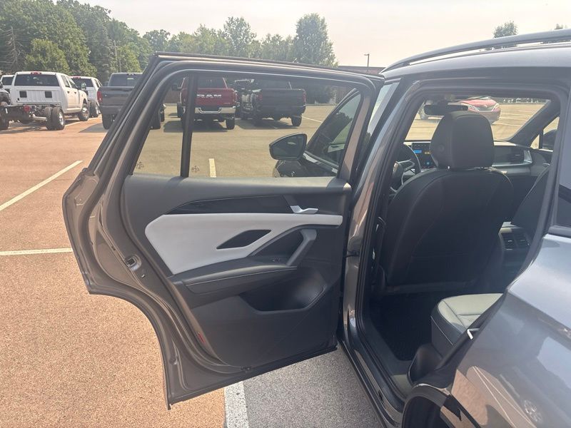 New 2026 Volkswagen Tiguan SUV