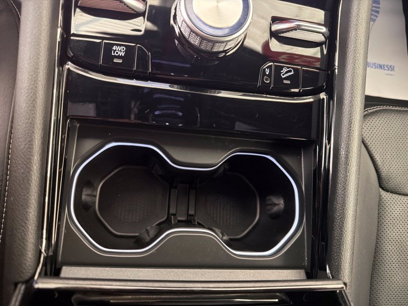 Used 2023 Jeep Grand Cherokee SUV