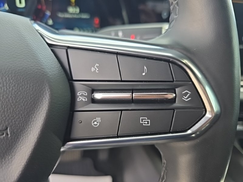 Used 2025 Chevrolet Equinox SUV