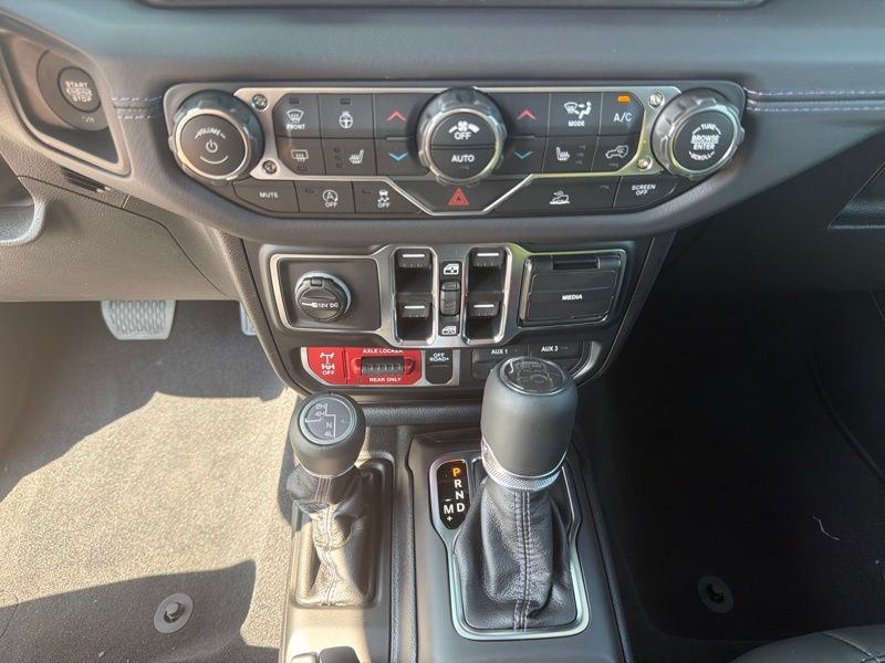 New 2026 Jeep Wrangler SUV