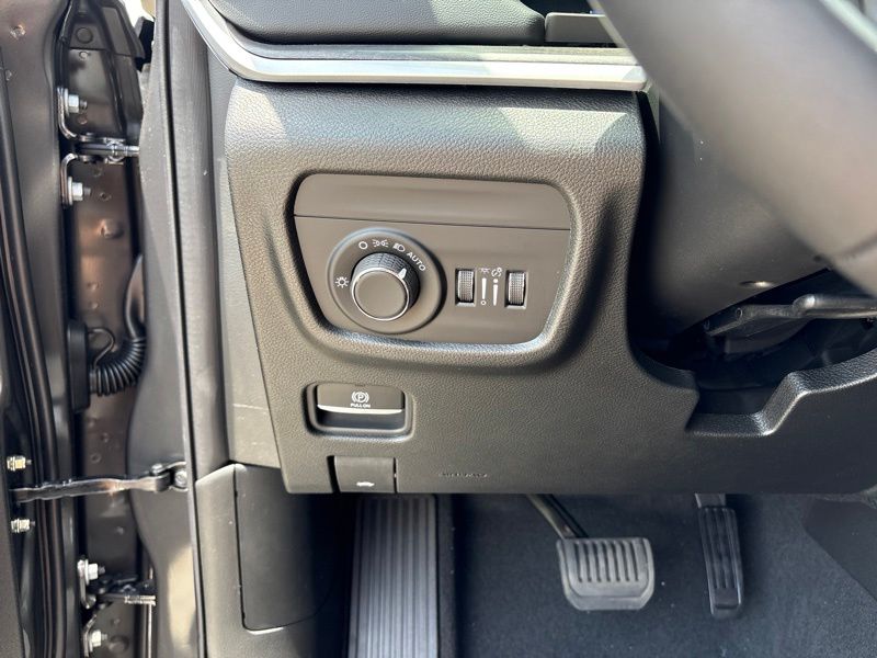 New 2026 Jeep Grand Cherokee SUV