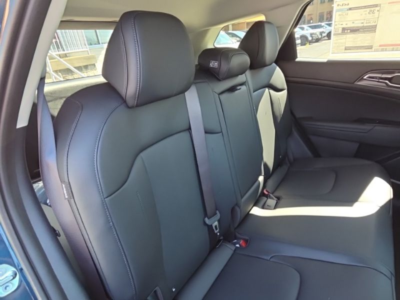 New 2027 Kia Sportage Hybrid SUV