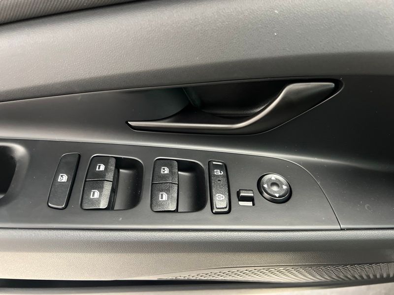 New 2026 Hyundai Elantra Hybrid Sedan