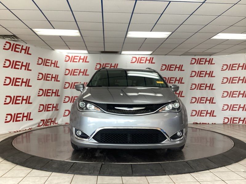 Used 2019 Chrysler Pacifica Van