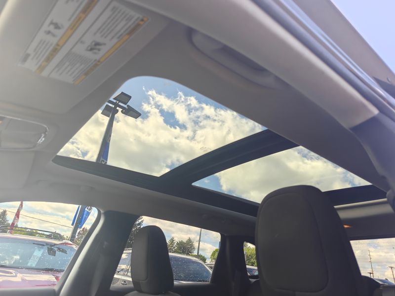 Used 2016 Jeep Cherokee SUV