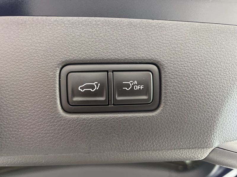 New 2026 Kia Carnival MPV Van