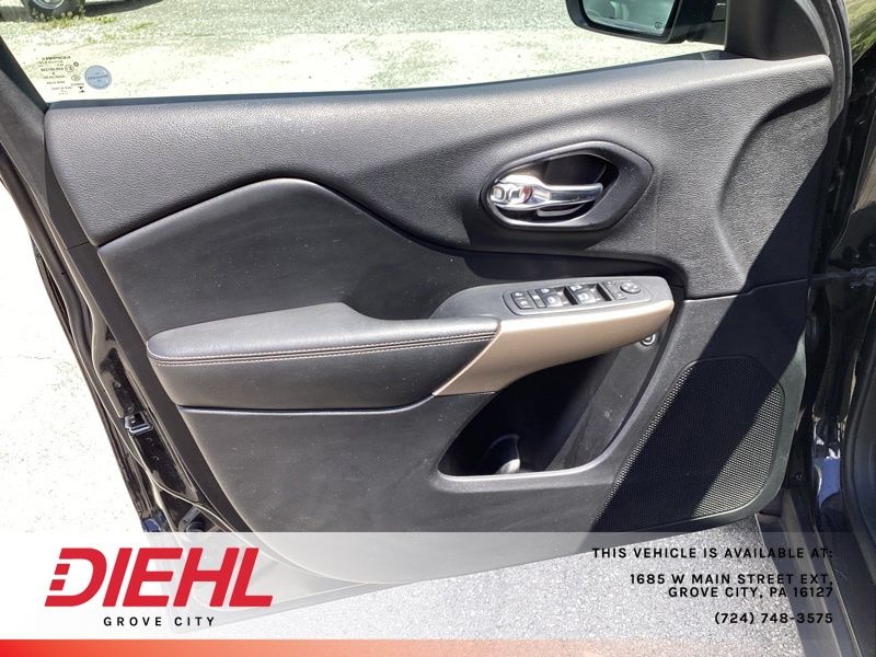 Used 2017 Jeep Cherokee SUV