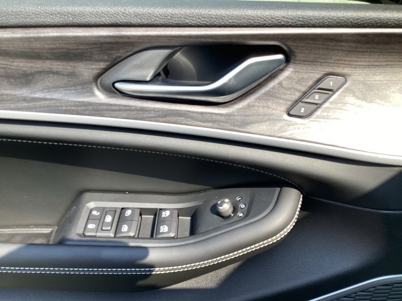New 2026 Jeep Grand Cherokee SUV