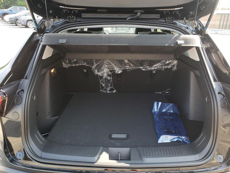 New 2026 Chevrolet Trax SUV