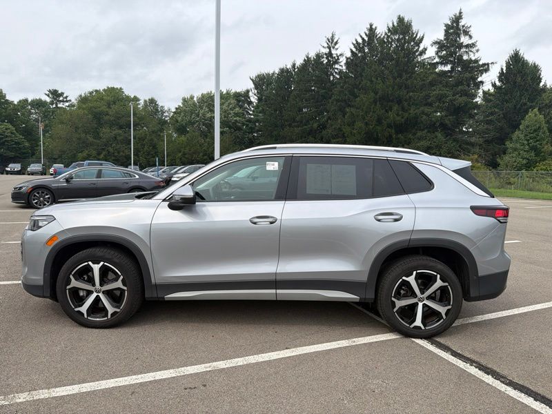 Used 2025 Volkswagen Tiguan SUV