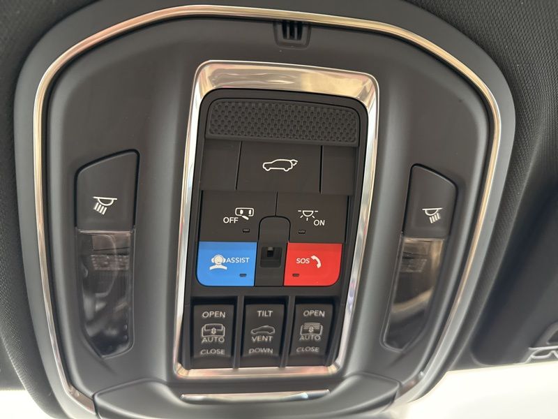 Used 2026 Jeep Grand Cherokee SUV