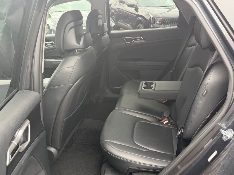 Used 2024 Kia Sportage SUV