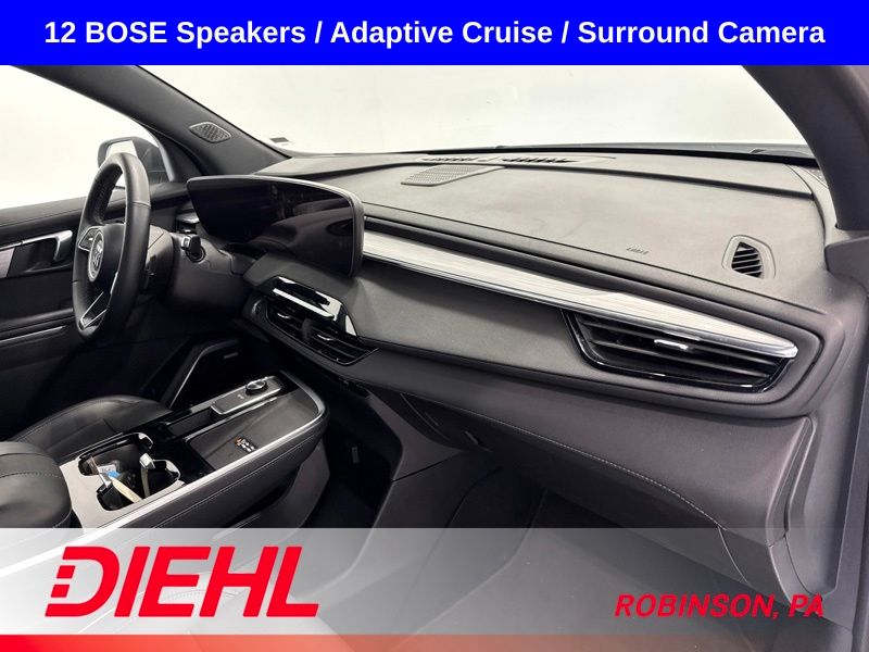Used 2025 Buick Enclave SUV