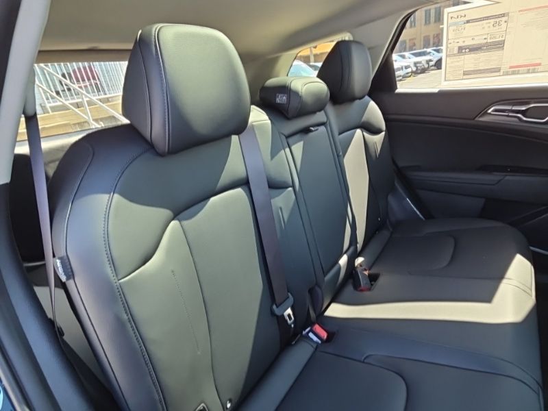 New 2027 Kia Sportage Hybrid SUV