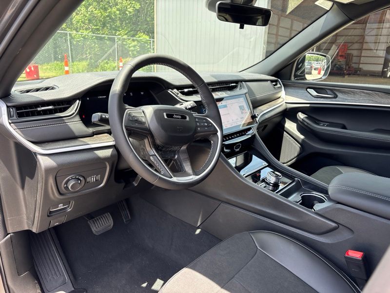 New 2026 Jeep Grand Cherokee SUV