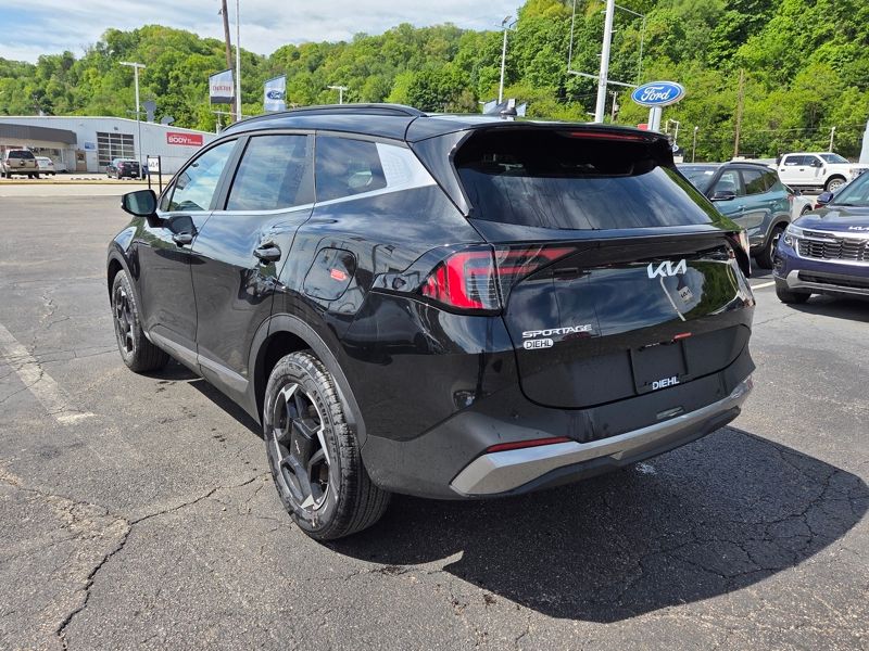 New 2026 Kia Sportage Hybrid SUV