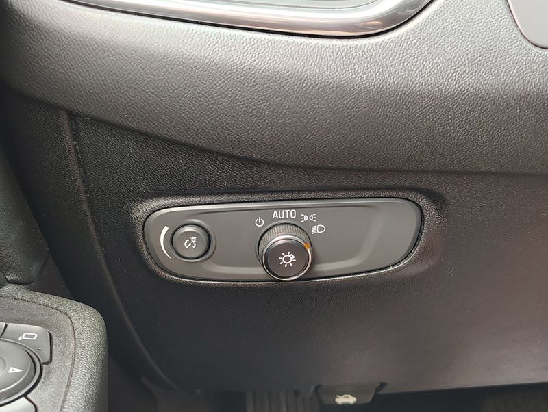 Used 2018 Chevrolet Equinox SUV