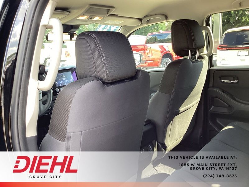 Used 2024 Nissan Frontier Truck
