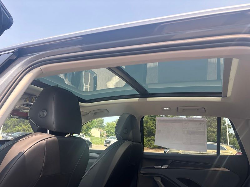 New 2026 Volkswagen Tiguan SUV