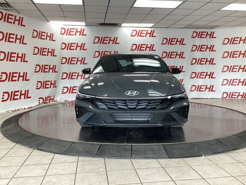 New 2026 Hyundai Elantra Sedan