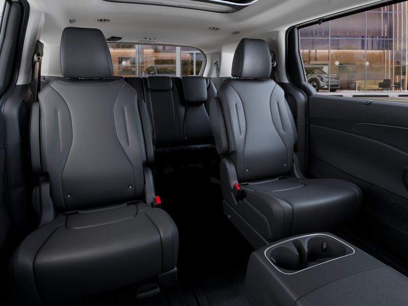 New 2027 Kia Carnival MPV Van