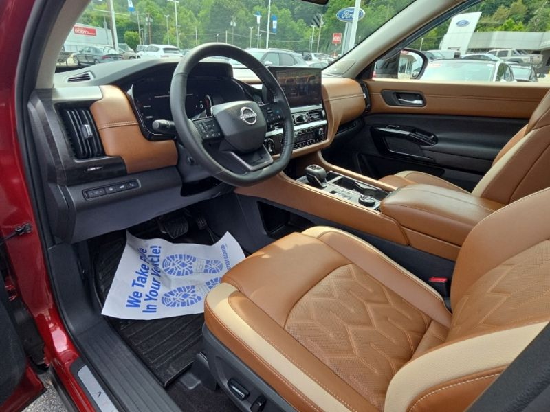 Used 2026 Nissan Pathfinder SUV