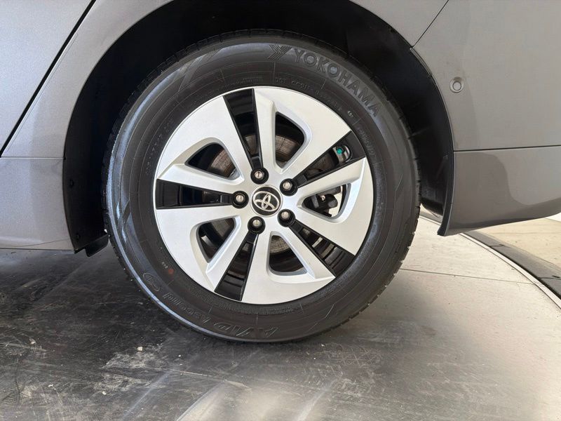 Used 2017 Toyota Prius Hatchback
