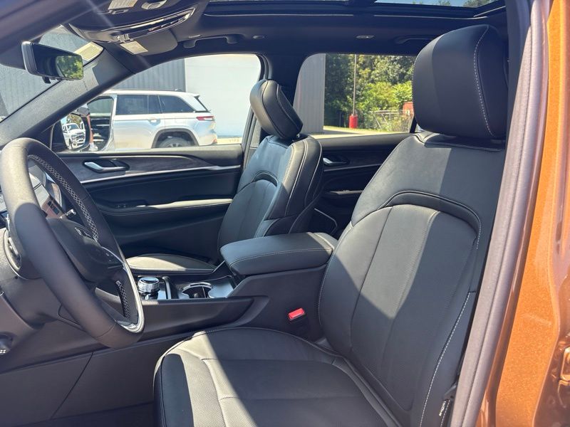 New 2026 Jeep Grand Cherokee L SUV