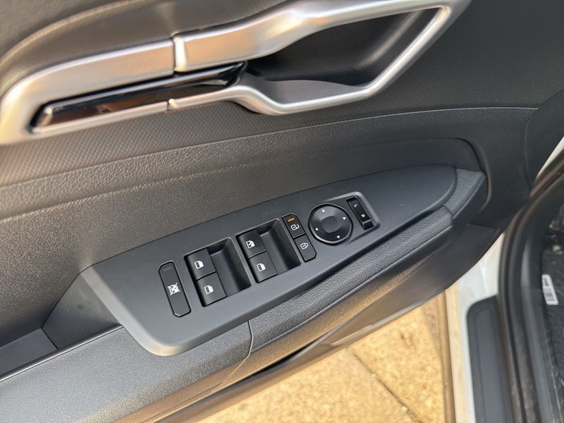 New 2026 Kia Sportage Hybrid SUV