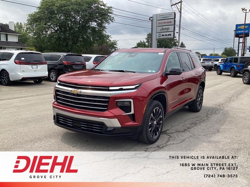 Used 2024 Chevrolet Traverse SUV