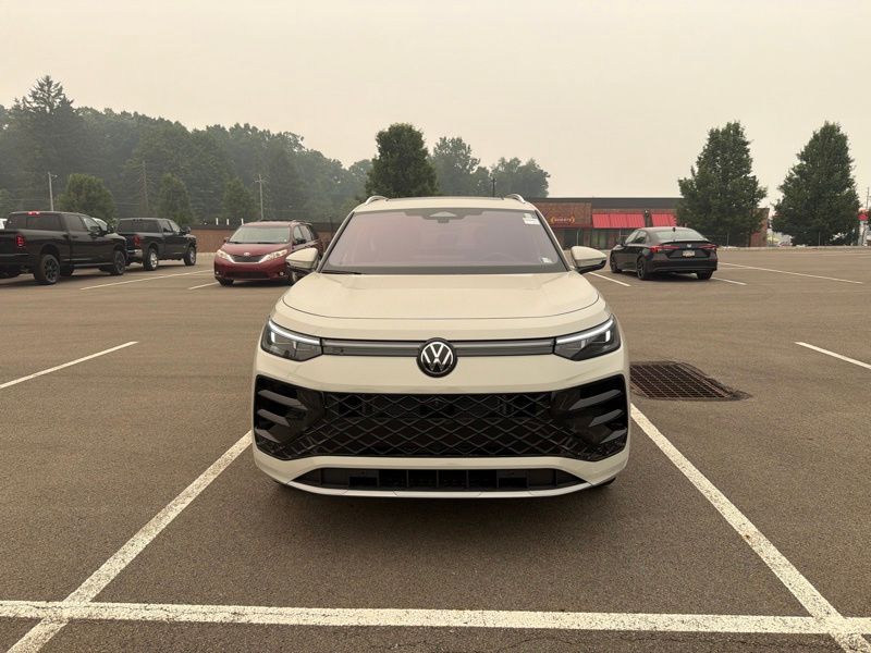 New 2026 Volkswagen Tiguan SUV