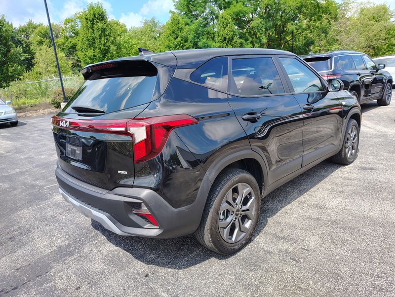 Used 2024 Kia Seltos SUV