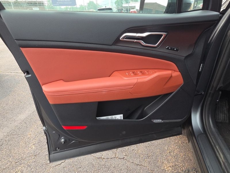 New 2026 Kia Sportage Hybrid SUV