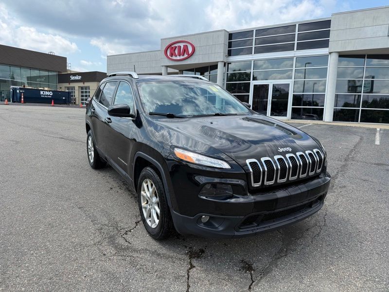 Used 2017 Jeep Cherokee SUV