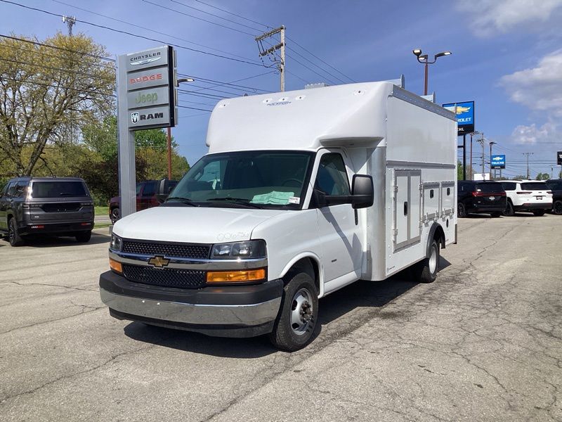 New 2026 Chevrolet Express 3500 Coupe