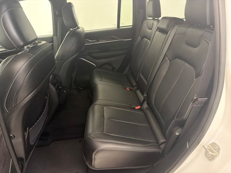 Used 2023 Jeep Grand Cherokee SUV