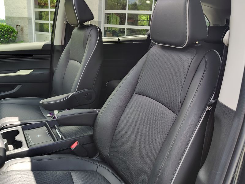 Used 2025 Honda Odyssey Van