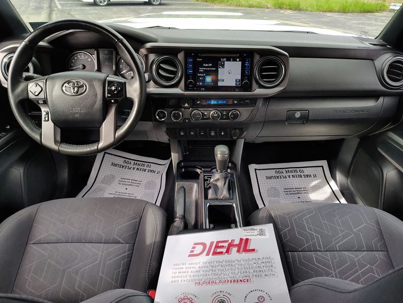 Used 2017 Toyota Tacoma Truck