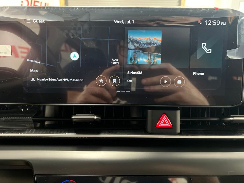 New 2026 Kia Carnival MPV Van