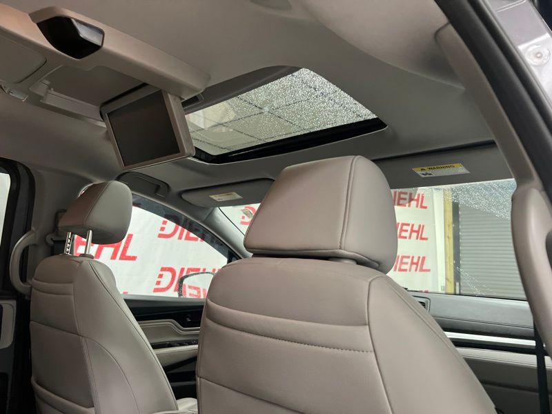 Used 2023 Honda Odyssey Van