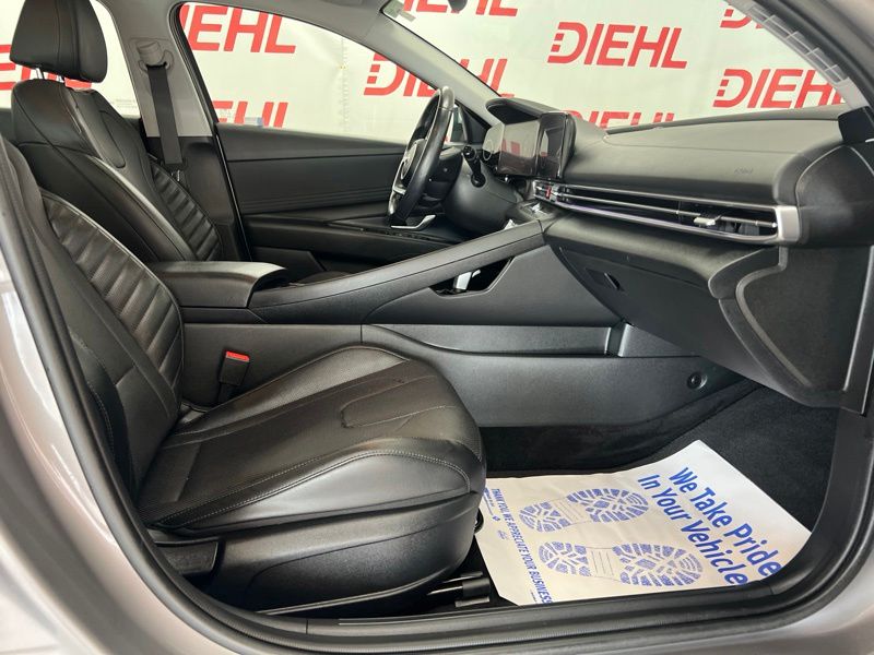 Used 2023 Hyundai Elantra Hybrid Sedan