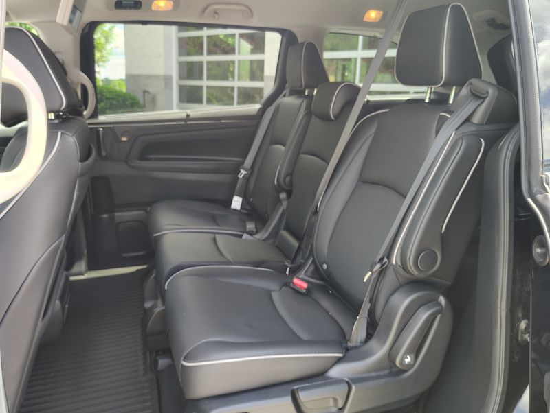 Used 2025 Honda Odyssey Van