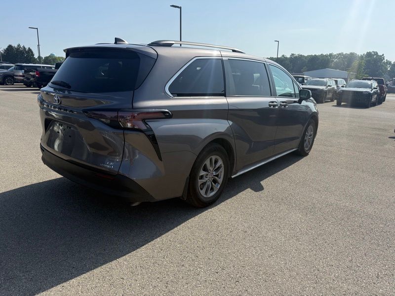 Used 2023 Toyota Sienna Van