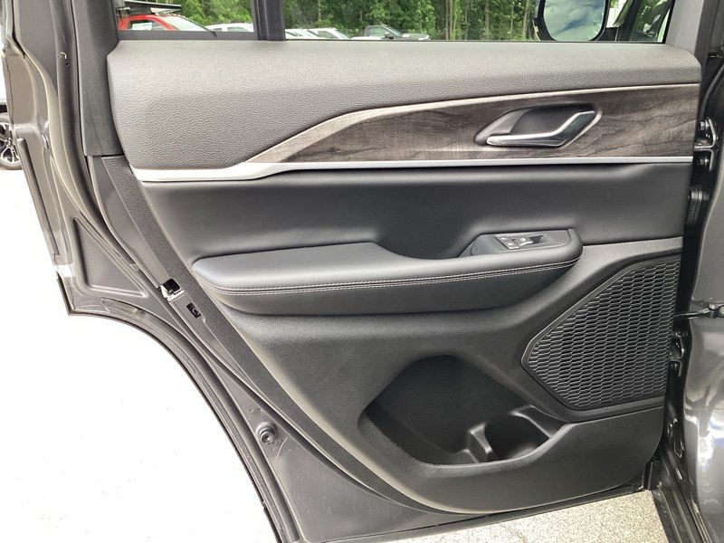 New 2026 Jeep Grand Cherokee SUV